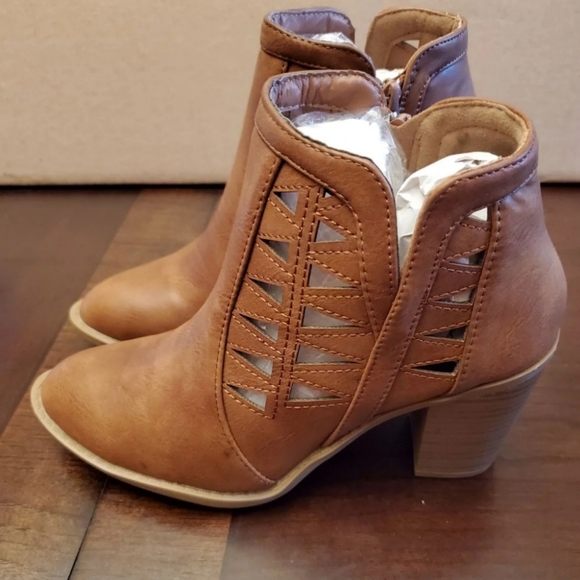 MVE Shoes Stacked Heel Ankle Booties 7.5 - Picture 10 of 11